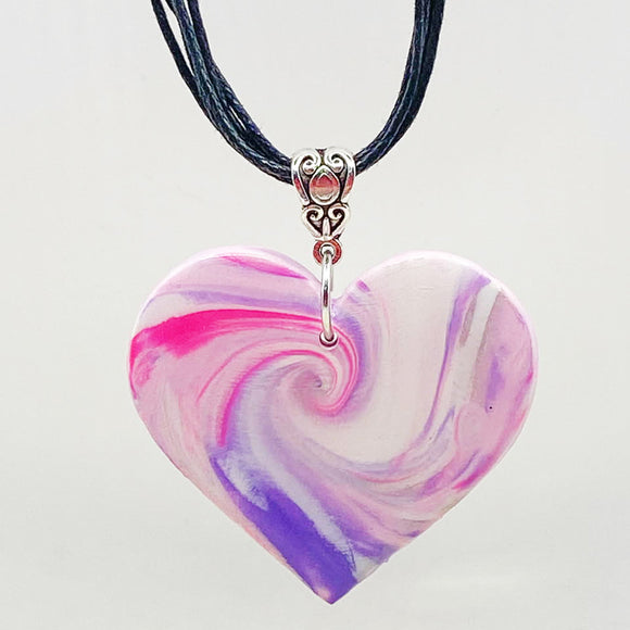PRETTY ME Jewellery | Swirly Heart Pendant | Venus Nail Art Supplies Australia